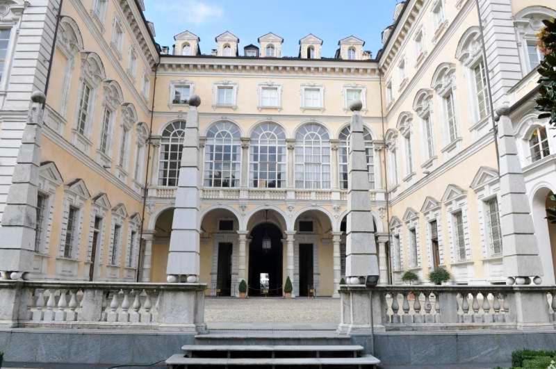 Palazzo Graneri Guest house Turin